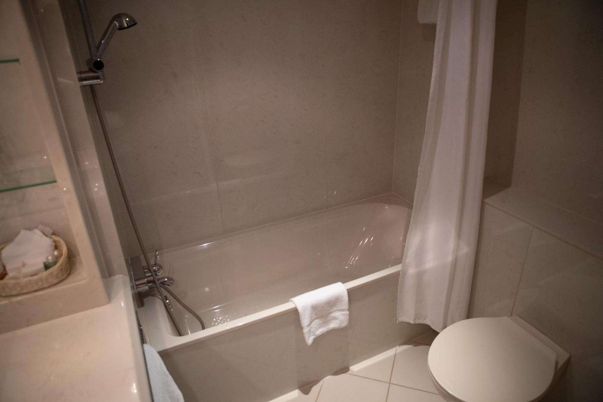 pepb Schulungshotel Sarstedt Bagian luar foto