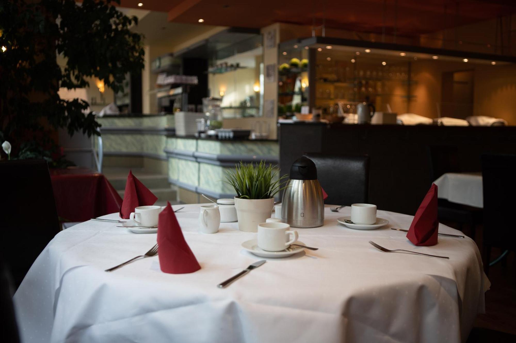 pepb Schulungshotel Sarstedt Bagian luar foto